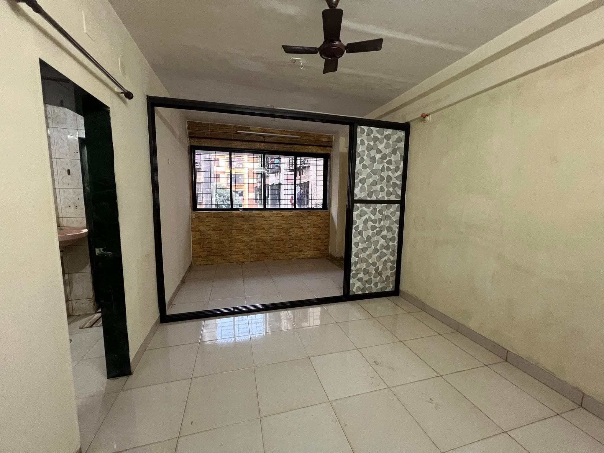 1 RK for Rent in Malad West – Ekta Nagar Near Atharva College
