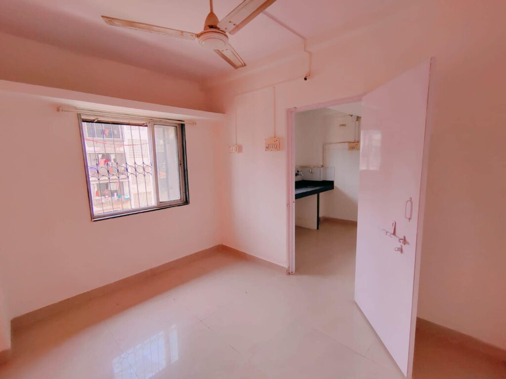 1 BHK FOR RENT IN KANDIVALI WEST